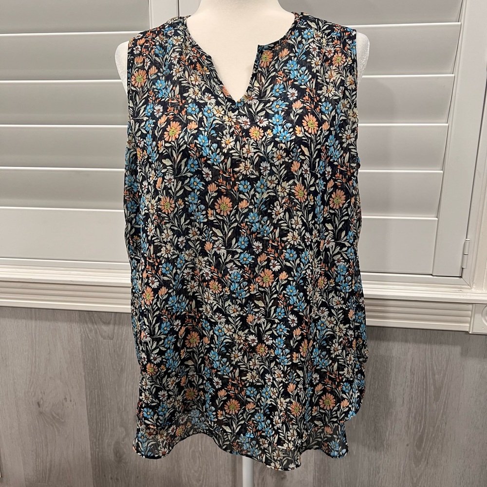 Cristina B Floral Sleeveless Blouse Double Layer Sheer Hem Medium notch neck